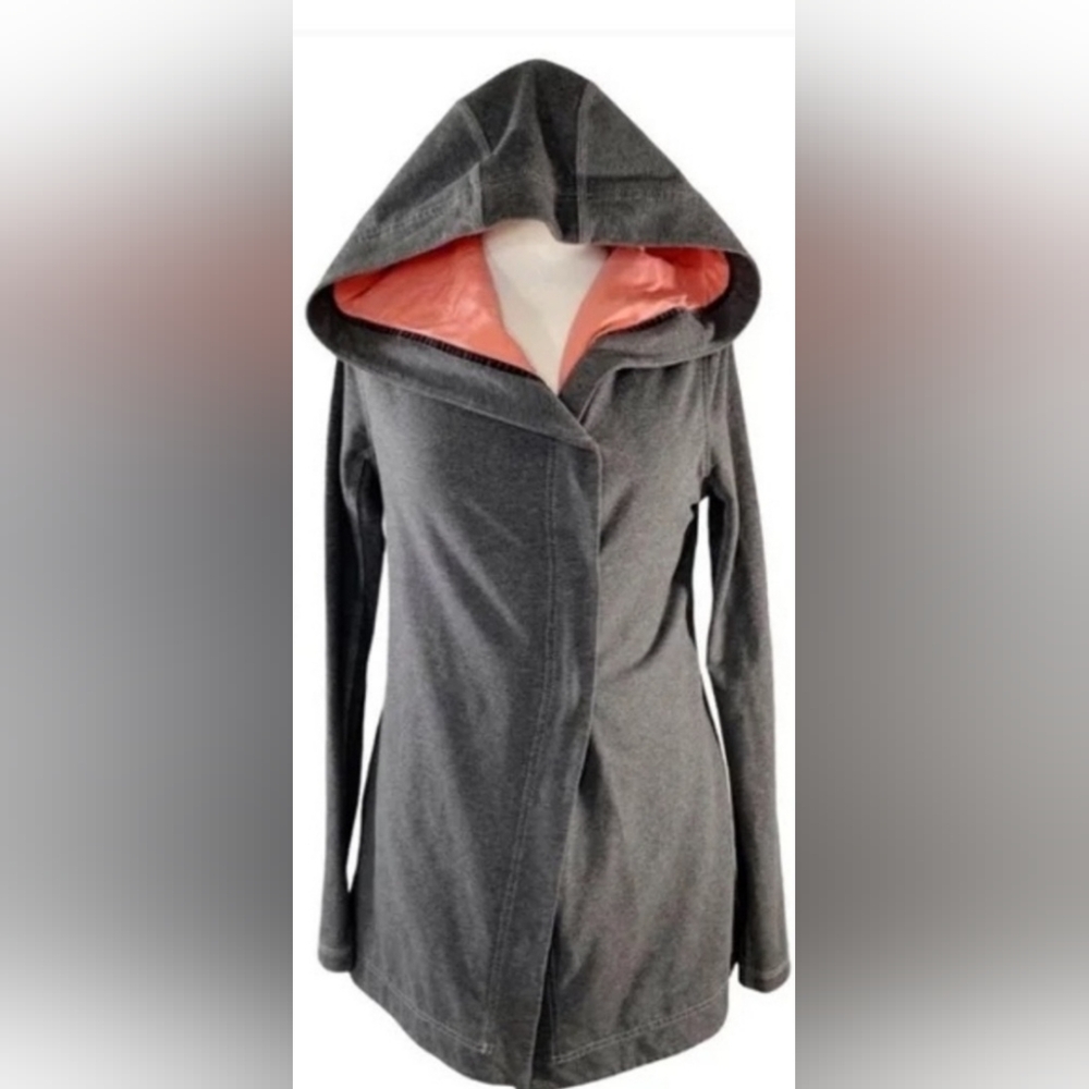 LULULEMON Women's Gray Hooded Jacket with  Lining